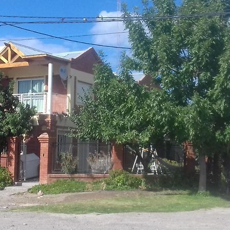Casa De Franchesca Hostel Trelew Eksteriør billede